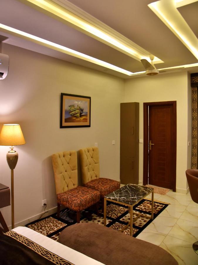 Imperial Suites Lahore Exteriör bild